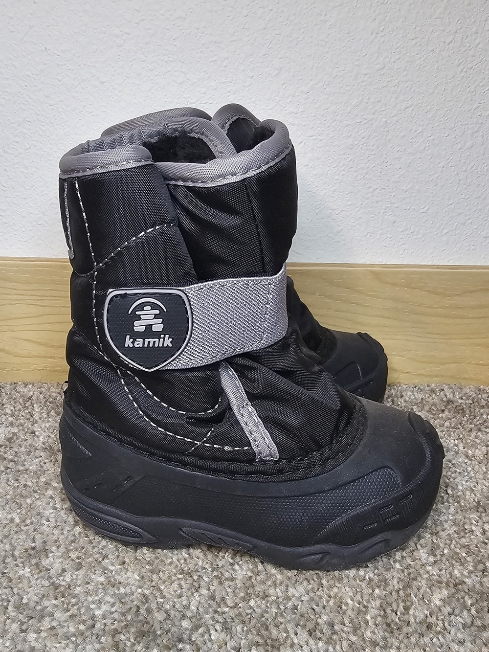 Kamik Kids Black and Gray Insulated Snow Boots